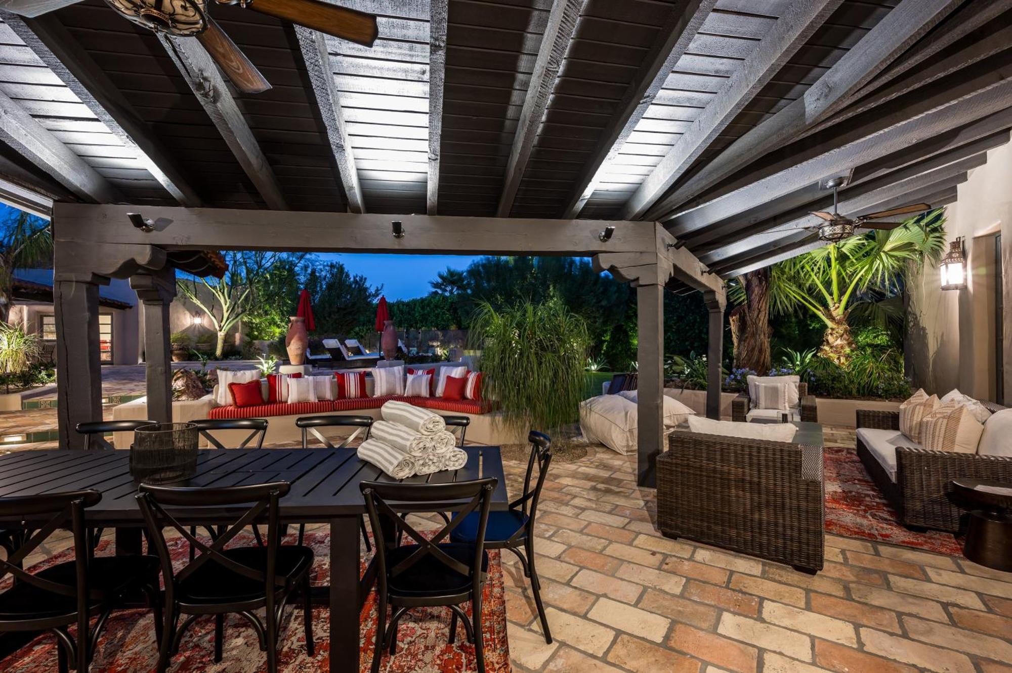 Hacienda Gardens Escape The City-life With A Private Oasis Scottsdale