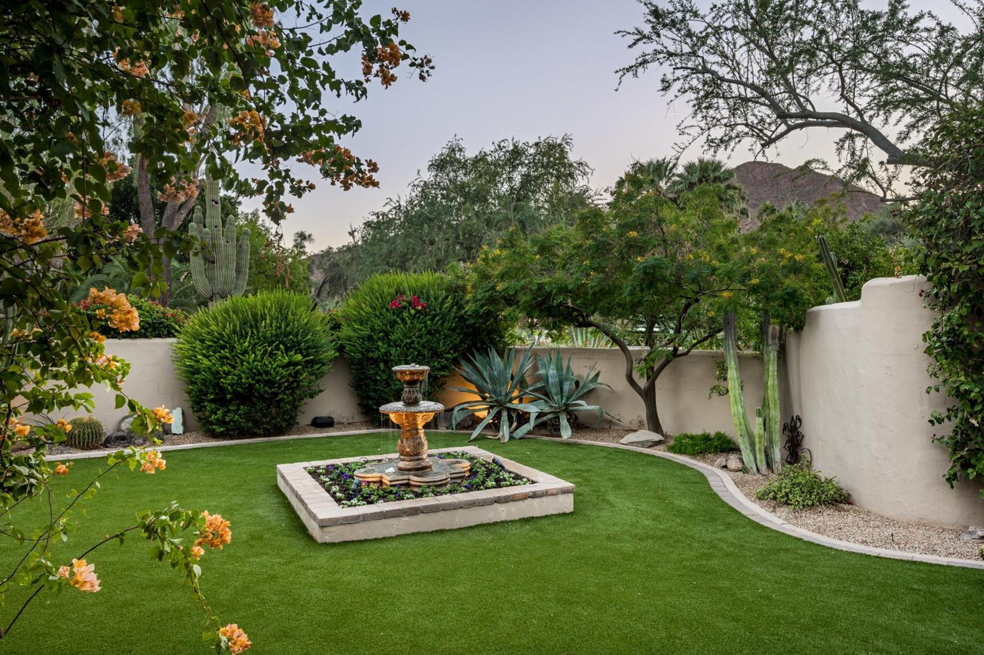 Hacienda Gardens Escape The City-life With A Private Oasis Holiday home